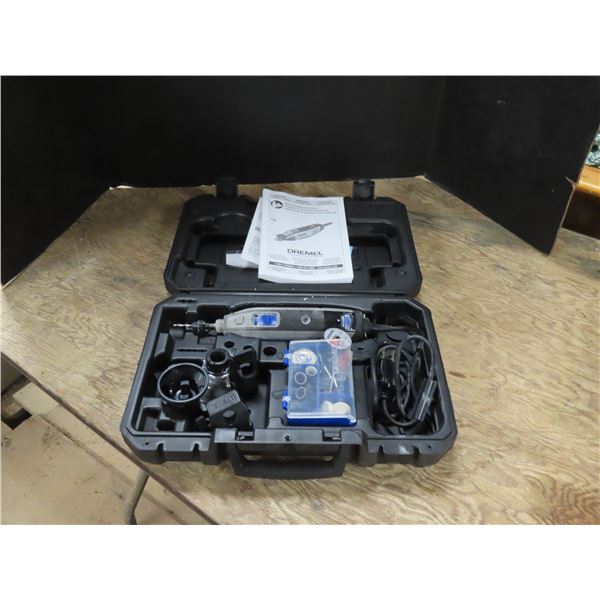 Dremel - In Carrying Case - Various Bits Included