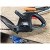 Image 3 : Sheers / Pruners / Hedge Trimmer (Black & Decker)