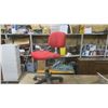 Image 3 : Red Computer Chair - On Wheels