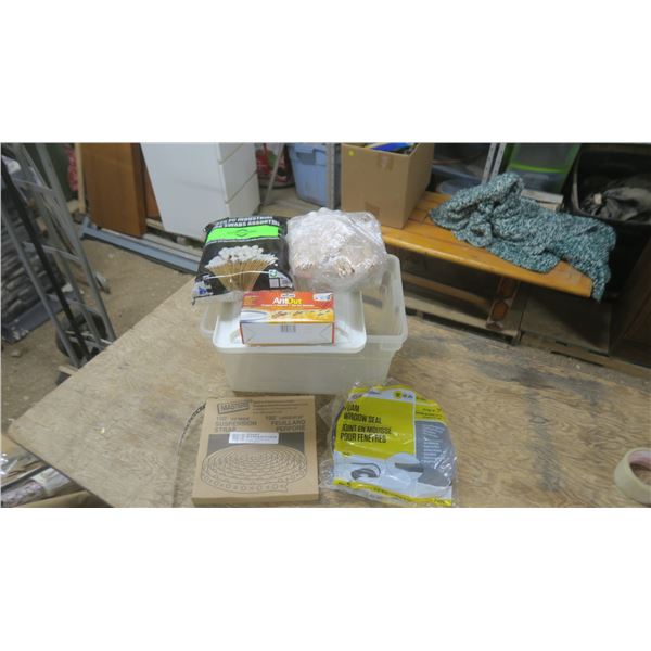 Smaller Tote with: Winodw Seal, Idustrial Swob, Suspension Strap