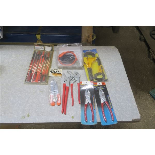 Screwdriver Set / Extension / 3 Way Cramping Tool / Skip Joint Plyer x 4 / 2pc Strap Wrench