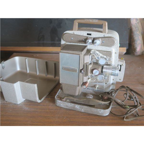 Bell & Howell - Auto Load - Vintage Projector