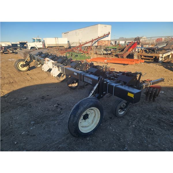 7 row crop hiller from Elmers MFG ROP 638 s/n 981349