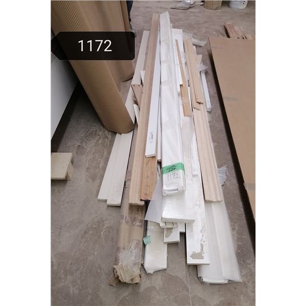 Large selection of painted, vinyl & wood mouldings, various lengths & colours