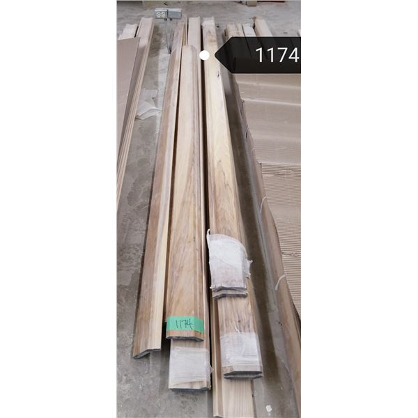 120 ft of solid flat style hickory shaker crown. Can easily be trimmed to make good size solid hicko