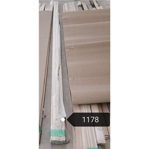 40 ft of large ornate maple crown with loose rope moulding to insert in groove