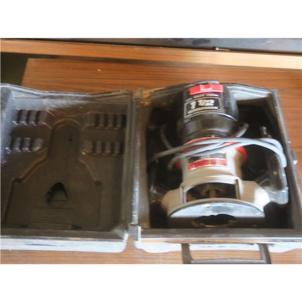 Mastercraft Router in Hard Shell Carry Case - 1 1/2 HP