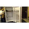 Image 3 : Small Sunbeam fridge