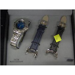 WATCH W/ CHANGEABLE STRAPS-----271