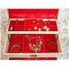 Image 2 : Vintage Jewelry Box with Jewelry