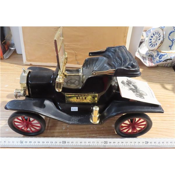 Vintage empty jim beam antique car decanter 1914 ford model T-made in 1974