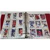 Image 48 : Binder with 55 sheets of Upper Deck 1991 NHL cards - assorted, not all slots full