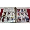 Image 54 : Binder with 55 sheets of Upper Deck 1991 NHL cards - assorted, not all slots full