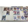 Image 2 : 6 sheets of assorted hockey cards