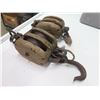 Image 3 : 2 vintage wooden pulleys