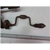 Image 2 : 2 vintage hand drills