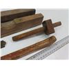 Image 3 : vintage wooden tools