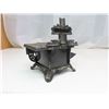 Image 2 : vintage queen mini cast stove - incomplete