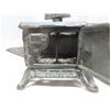 Image 3 : vintage queen mini cast stove - incomplete