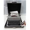 Image 1 : type writter underwood with case