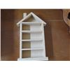 Image 2 : 4pc shelf package - 3 hanging shelves and 1 wicker wine rack
