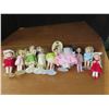 Image 1 : Assorted dolls