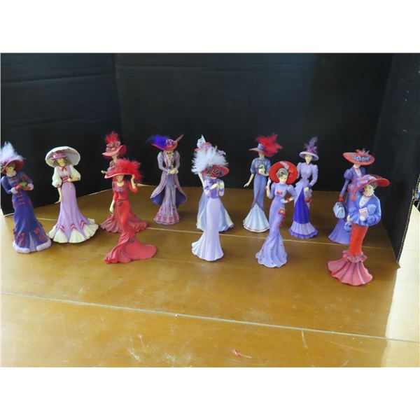 Thomas Kinkade - 12 assorted figurines - Passion for red and Portraits of style, etc.