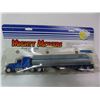 Image 1 : Ford LTL 9000 diecast model