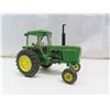 Image 2 : 4430 JD tractor broken front wheel