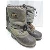 Image 4 : Box of boots muckers , sorel winter boots and steel toed shoes