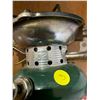Image 2 : Green Coleman 502 Stove