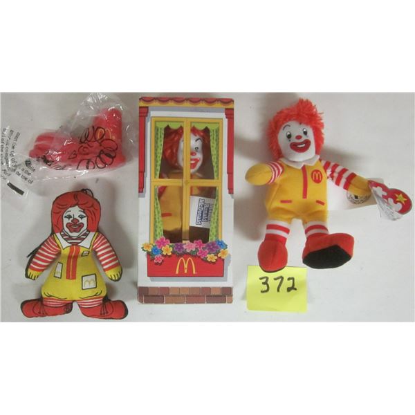 Lot 4 vintage Ronald MacDonald collectibles