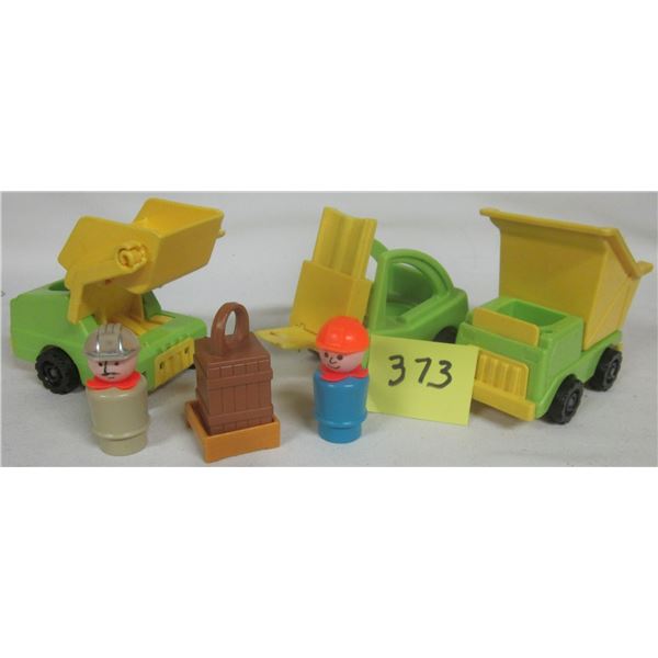 Lot vintage Fisher Price construction vehicles & Little people