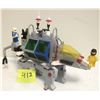 Image 2 : Vintage 1986 Classic Space lego # 6840 Alien Moon Stalker - 259 pce set