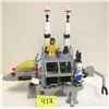 Image 3 : Vintage 1986 Classic Space lego # 6840 Alien Moon Stalker - 259 pce set
