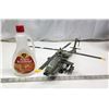Image 1 : Large plastic helicopter (damaged tail) & Discontuined Aunt Jemima bottle