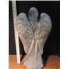 Image 3 : angel statue