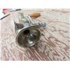 Image 2 : vintage meat grinder
