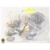 Image 1 : LOT OF VARIOUS VINTAGE CRAFT COSTUME JEWELRY