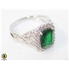 Image 1 : GREEN & CLEAR CZ RING SIZE 6.5 STAMPED 925