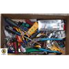 Image 1 : BOX OF MISC. SMALL TOOLS