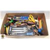 Image 1 : BOX OF MISC. SMALL TOOLS