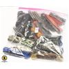 Image 1 : BAG OF ASSORTED POCKET KNIVES