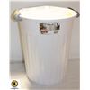 Image 1 : NEW 24 QT STERILITE UTILITY-GARBAGE CAN WITH LID