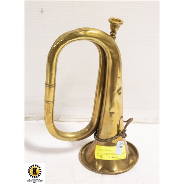 ANTIQUE MILITARY BUGLE