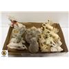 Image 1 : BOX OF BISQUE AND PROCELAIN UNICORNS INCLUDING