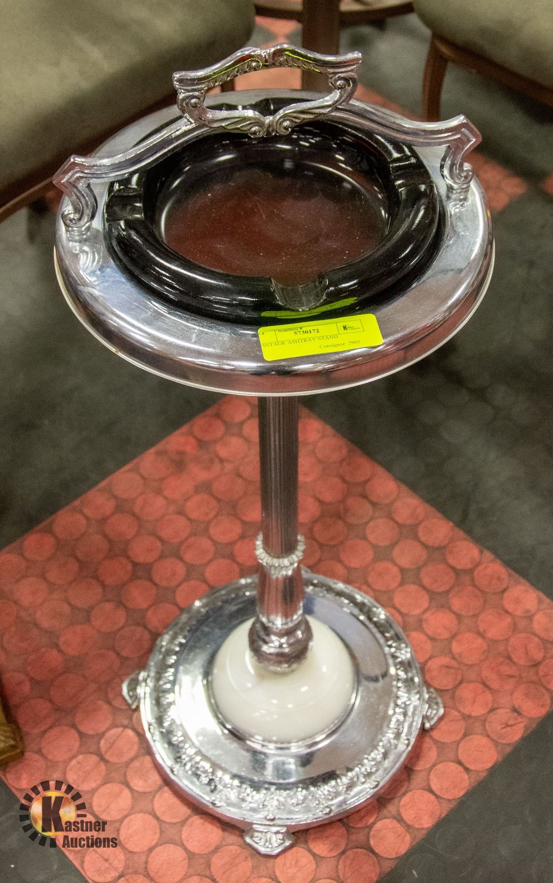 VINTAGE ASHTRAY STAND H-27