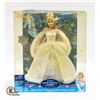 Image 1 : WALT DISNEY'S CINDERELLA HOLIDAY PRINCESS