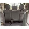 Image 10 : 2011 VOLKSWAGON ROUTAN MINI VAN FLEXIBLE 7 SEATER