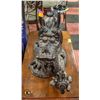 Image 2 : LARGE CARVED STYLE DRAGON 33" X 22" X